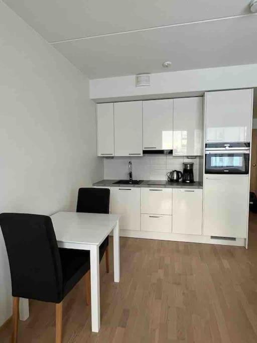 City Apartment Nearby Airport فانتا المظهر الخارجي الصورة